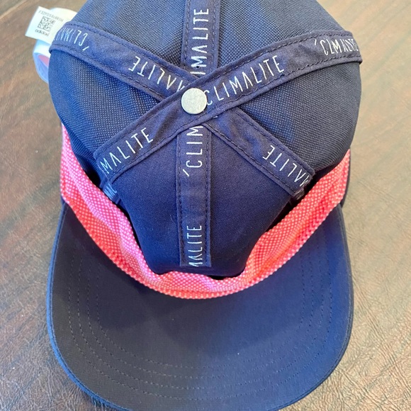 Adidas Hat OSFC - Picture 2 of 3